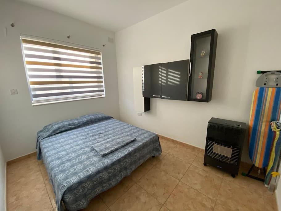 May Flower: Modern Flat Close To Airport/Bus Stops Tarxien Exterior foto