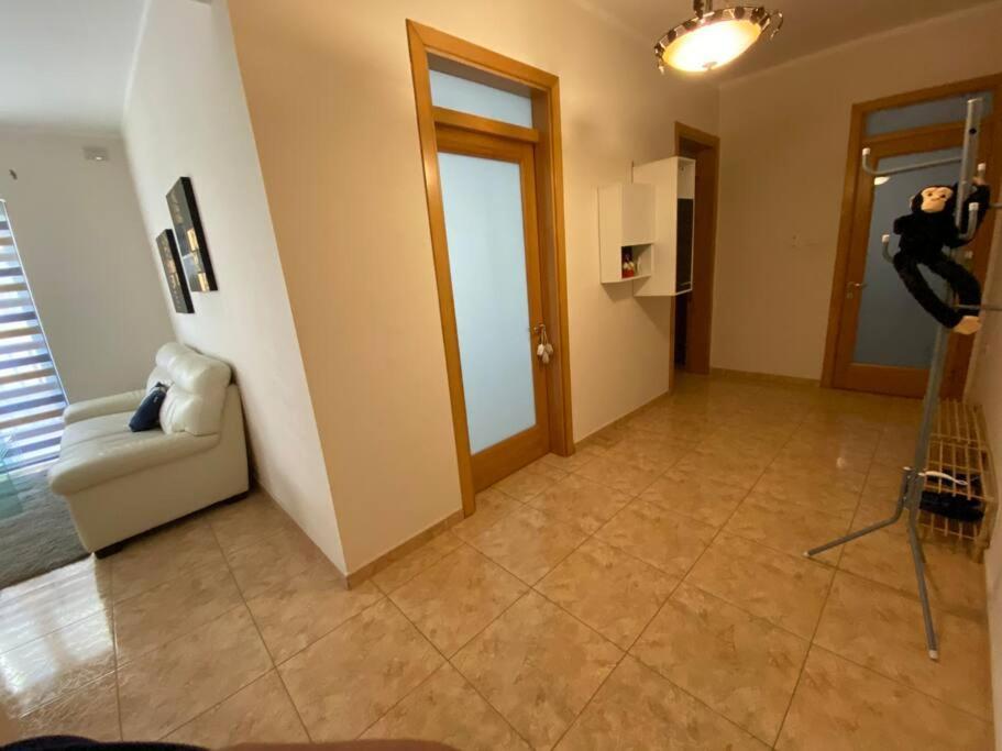 May Flower: Modern Flat Close To Airport/Bus Stops Tarxien Exterior foto